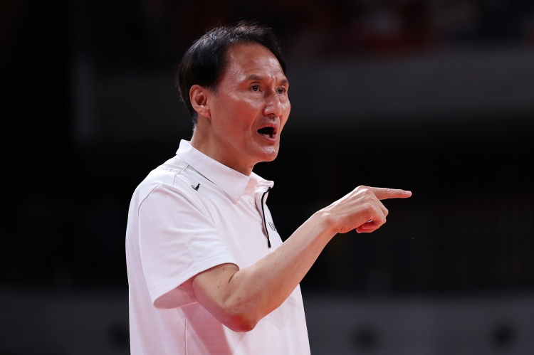 中韩男篮对决在即 韩国主帅称将以狼群之姿全力冲击中国长城