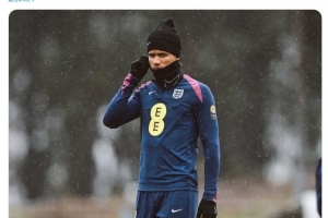 开云APP下载-罗马诺：拜仁、阿贾克斯有意曼城17岁中场穆卡萨，本赛季17球25助