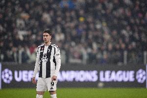 记者:弗拉霍维奇仍单独训练,尤文认为他可能赶上对阵拉齐奥