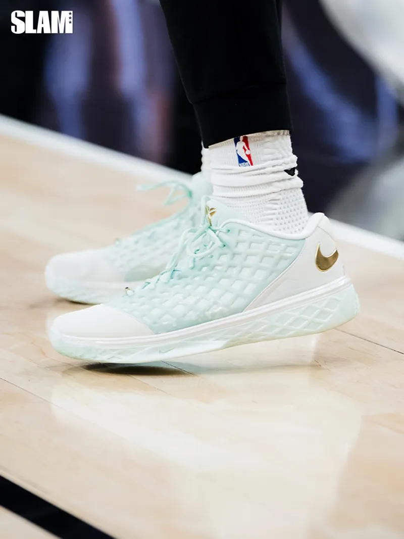 开云智能体验-布伦森换穿Kobe3Low&amp;amp;Kobe6，砍下30分3篮板2助攻